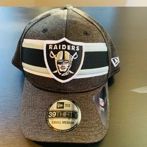 NFL nwt raider hat